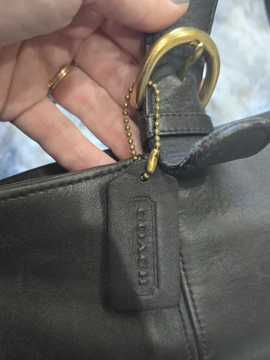 Vintage 1999 Coach Black Leather Tote with Gold Hardware - Picture 3 of 10